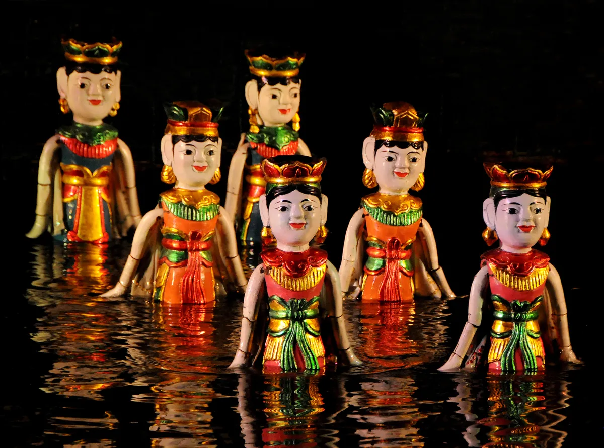 Người lưu giữ sắc màu sân khấu - Ảnh 7. Người lưu giữ sắc màu sân khấu - Ảnh 7.