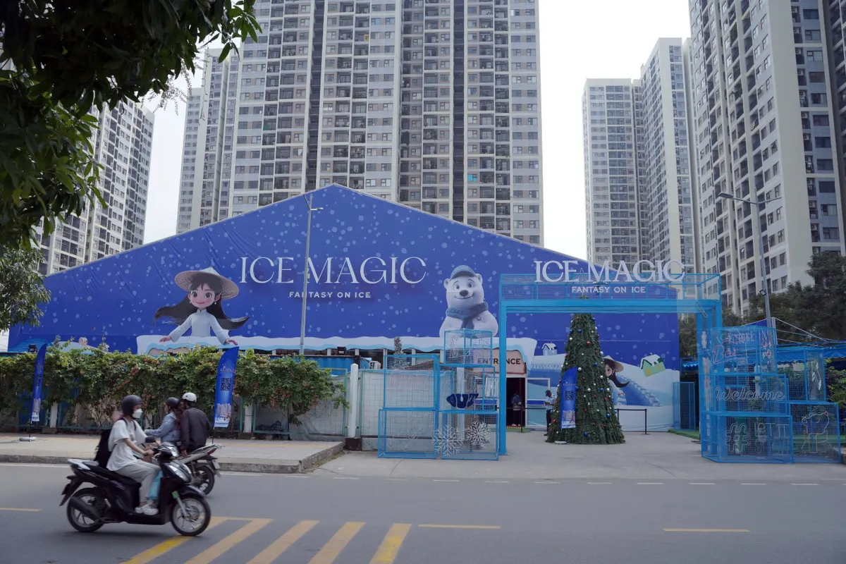 Ice magic - Fantasy on ice - Trải nghiệm s&acirc;n chơi băng tuyết độc đ&aacute;o giữa l&ograve;ng th&agrave;nh phố - Ảnh 1.
