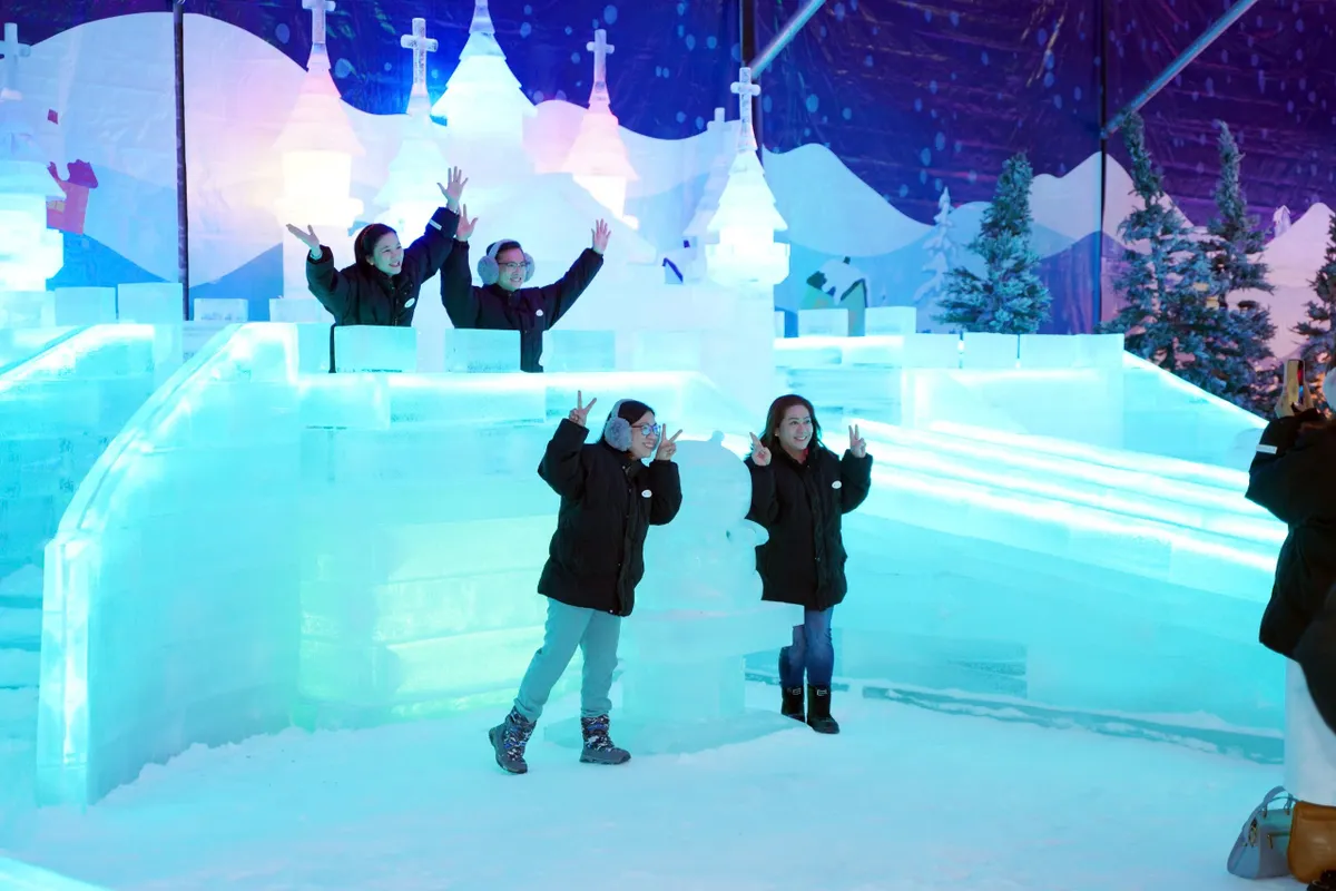 Ice magic - Fantasy on ice - Trải nghiệm s&acirc;n chơi băng tuyết độc đ&aacute;o giữa l&ograve;ng th&agrave;nh phố - Ảnh 2.