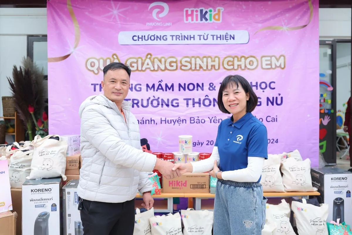 Công ty Phương Linh & Hikid trao giáng sinh ấm áp cho các bé Làng Nủ - Ảnh 4.