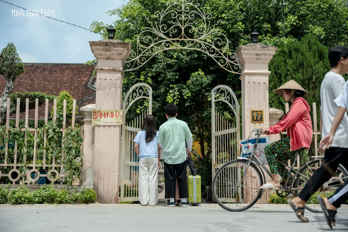 Nhà cổ hơn trăm tuổi ở Cần Thơ trên phim “Nhà gia tiên” - Ảnh 3.