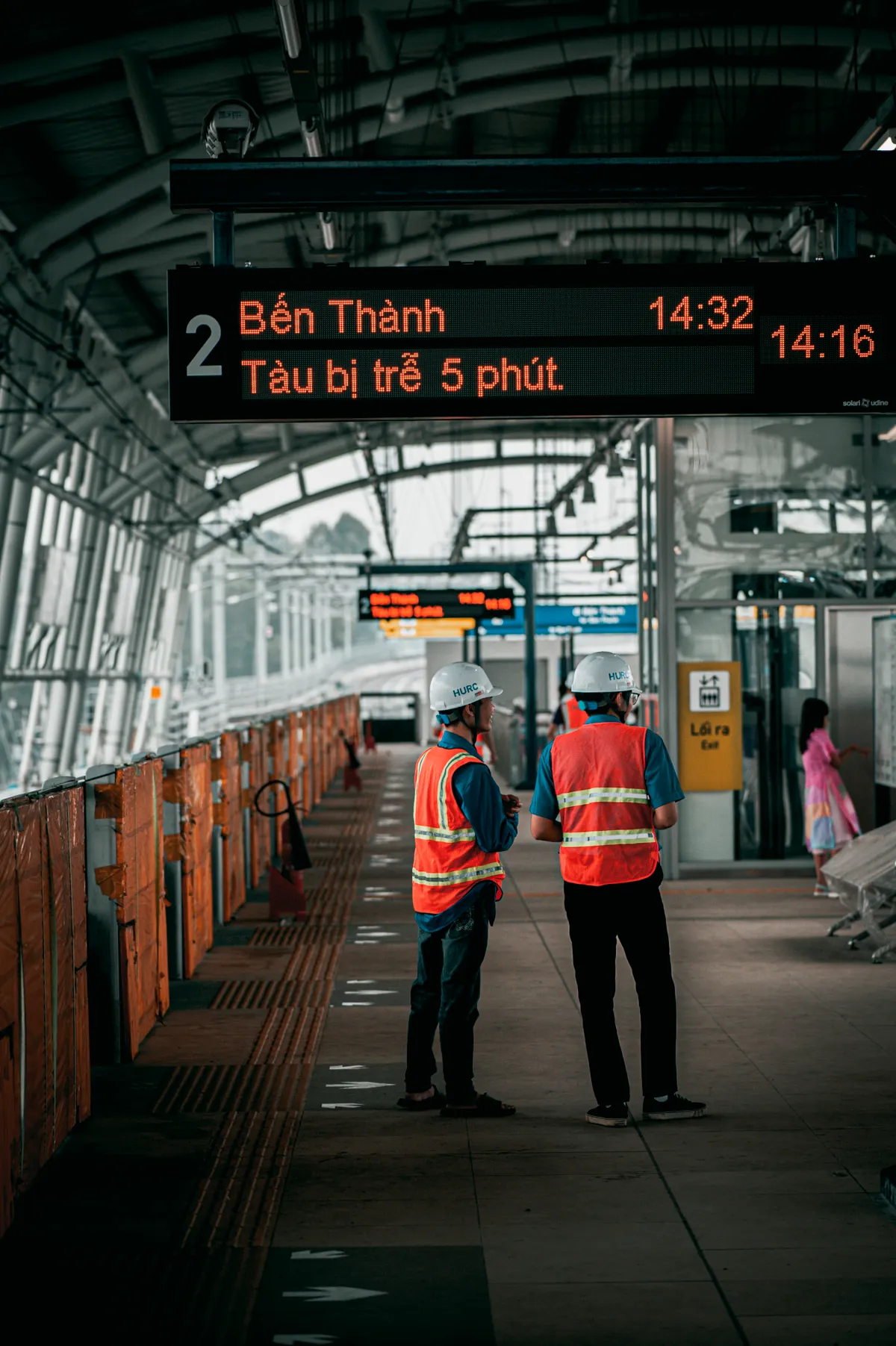 Trải nghiệm mới mẻ cùng tàu Metro số 1 - Ảnh 7.