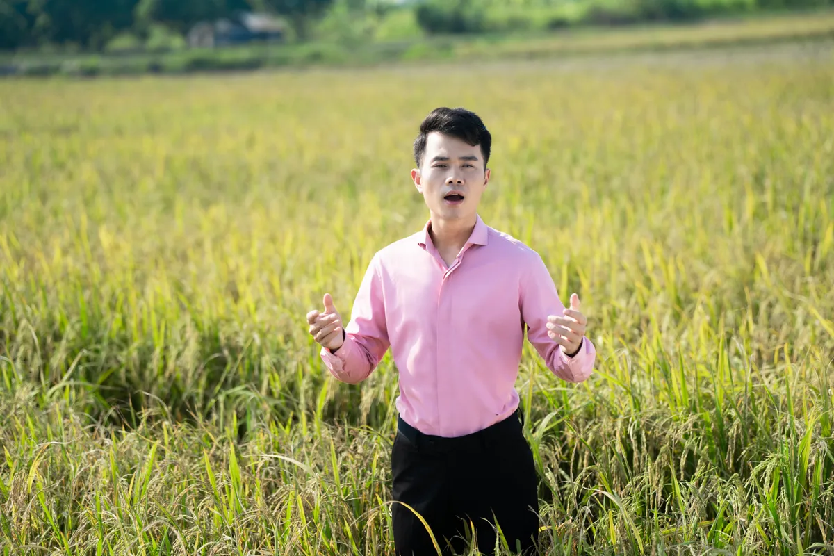 Ca sĩ Lê Vĩnh Toàn kể chuyện hậu trường phim ca nhạc Miền nhớ - Ảnh 2. Ca sĩ Lê Vĩnh Toàn kể chuyện hậu trường phim ca nhạc Miền nhớ - Ảnh 2.
