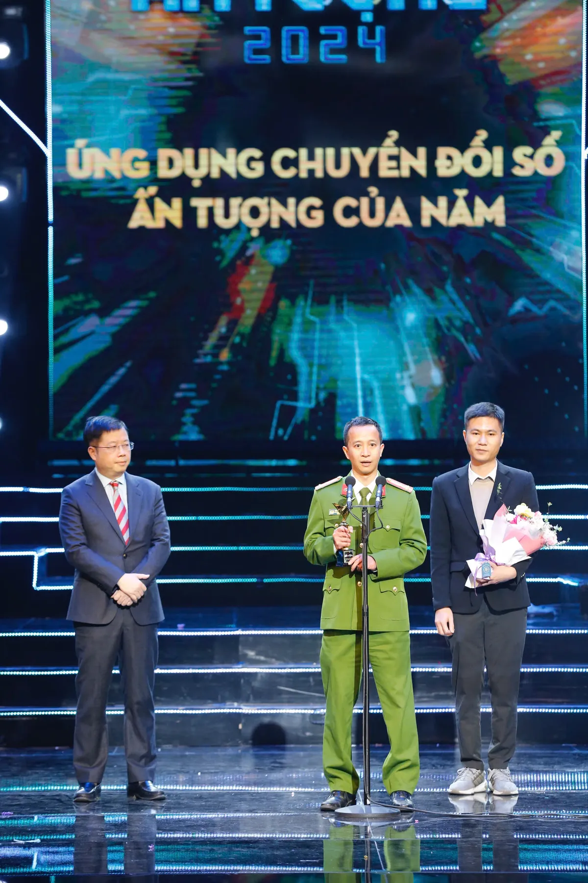 undefined - Ảnh 1.