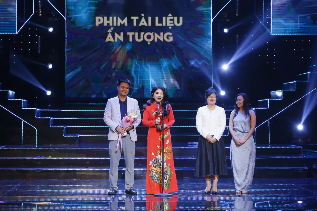 Khoảnh khắc bùng nổ của Chào năm mới 2025 và trao giải VTV Awards 2024 - Ảnh 22.