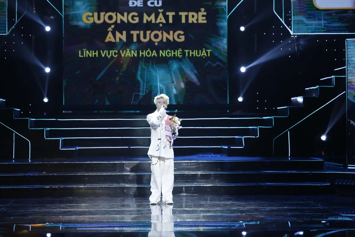 Khoảnh khắc bùng nổ của Chào năm mới 2025 và trao giải VTV Awards 2024 - Ảnh 15.