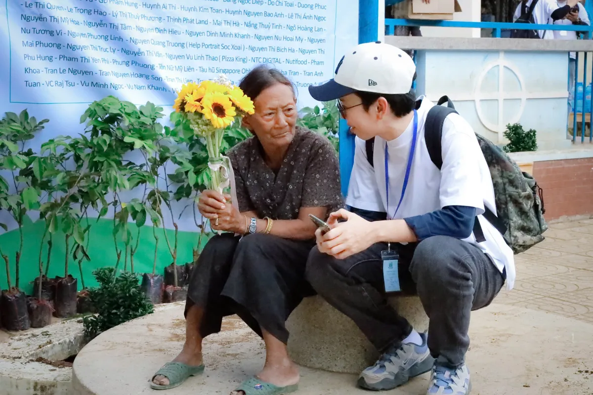 Nha Trang: Chụp ảnh chân dung miễn phí để lan tỏa thông điệp bảo vệ môi trường - Ảnh 7.