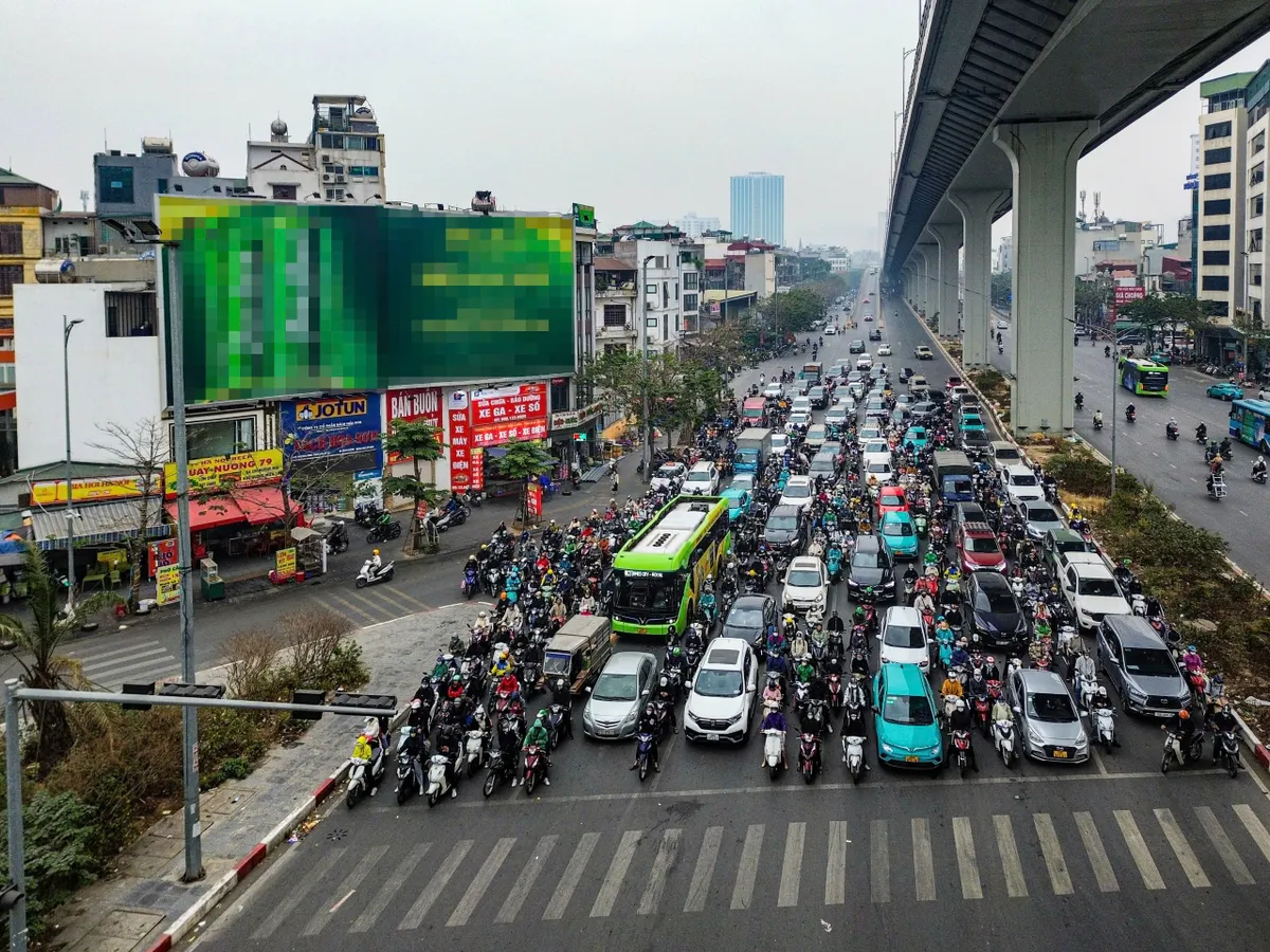 Hà Nội: Hai ngày liên tiếp không xảy ra tai nạn giao thông nghiêm trọng - Ảnh 1.