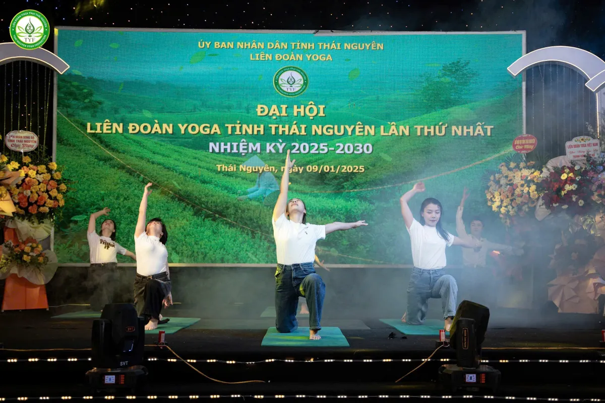 Đại hội Liên đoàn Yoga tỉnh Thái Nguyên lần thứ nhất, nhiệm kỳ 2025 -2030 diễn ra thành công rực rỡ - Ảnh 12.