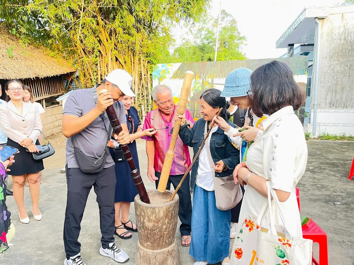 Du lịch Trà Vinh chuyển mình khởi sắc - Ảnh 2.