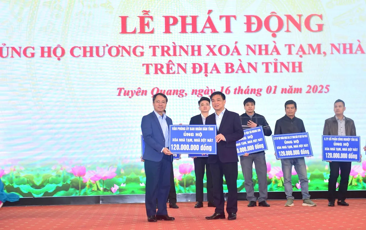 Tuyên Quang: Phát động ủng hộ chương trình xóa nhà tạm, nhà dột nát trên địa bàn tỉnh - Ảnh 6.