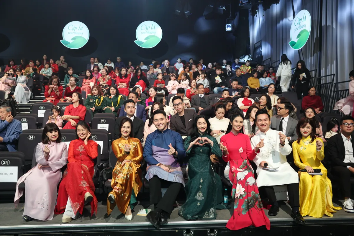 Gala Cặp lá yêu thương 2025 - Hành trình của Lá: Sự vươn mình mạnh mẽ và sức mạnh của tình yêu thương - Ảnh 10.