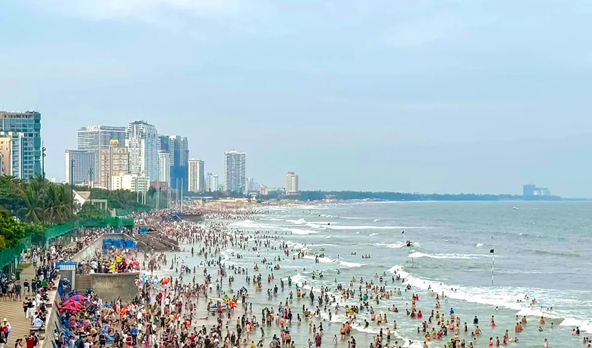 Vũng Tàu: Xử phạt nhiều trường hợp vi phạm trật tự, mỹ quan đô thị dịp Tết - Ảnh 2.