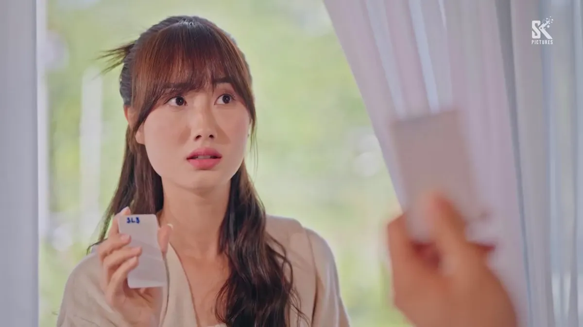 Đi về miền có nắng - Tập 18: Giám đốc cố tình ở chung phòng thư ký khi đi du xuân? - Ảnh 2.