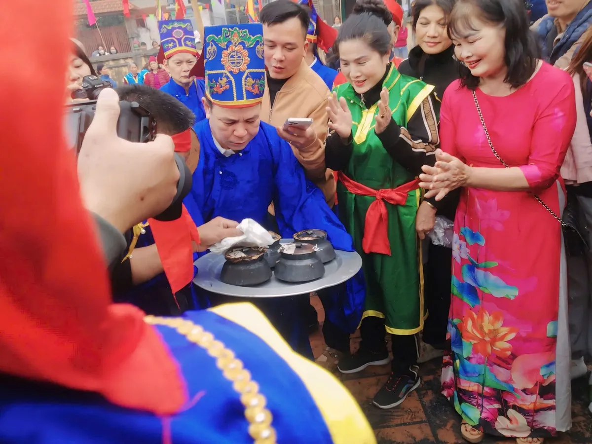 Độc đáo hội thổi cơm thi làng Thị Cấm đầu xuân - Ảnh 12.