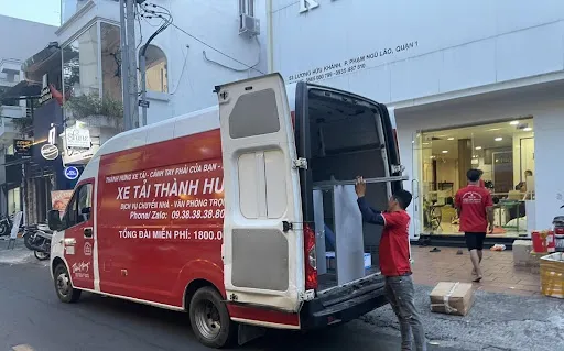 H&atilde;ng Taxi tải chuyển nh&agrave; trọn g&oacute;i Th&agrave;nh Hưng Group - thương hiệu uy t&iacute;n tại TP Hồ Ch&iacute; Minh v&agrave; H&agrave; Nội - Ảnh 1.