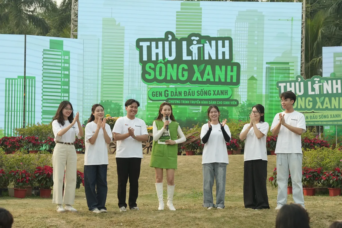 Nữ sinh Đại học Luật (ĐHQGHN) đăng quang quán quân Thủ lĩnh sống xanh - Ảnh 1.