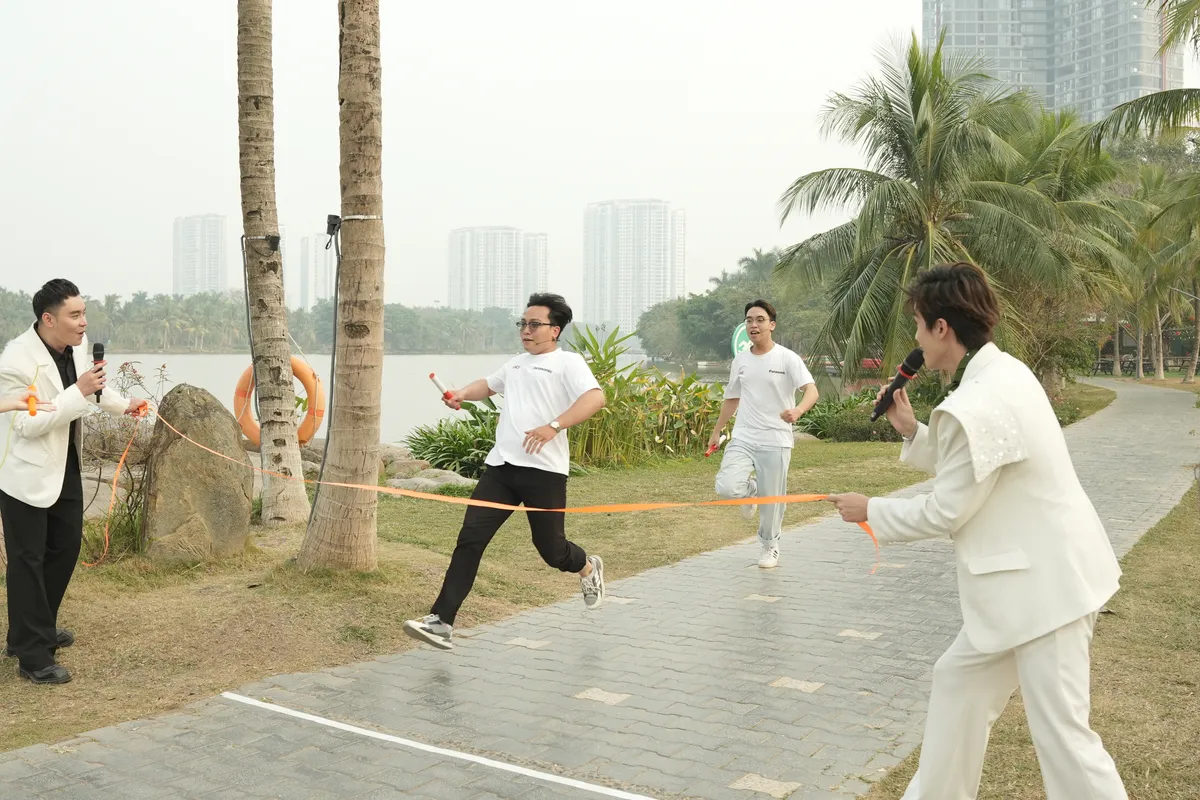 Nữ sinh Đại học Luật (ĐHQGHN) đăng quang quán quân Thủ lĩnh sống xanh - Ảnh 2.