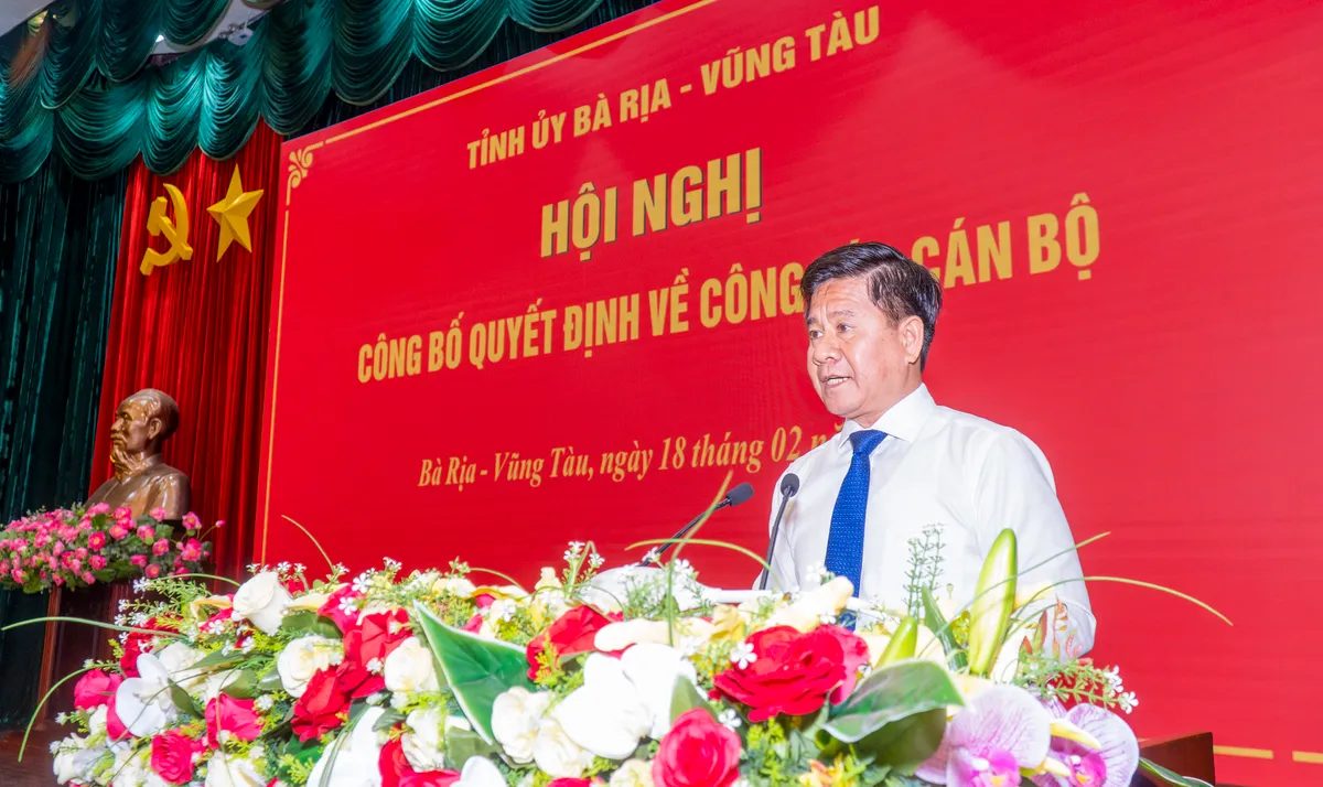 Bà Rịa - Vũng Tàu: Công bố nhiều quyết định về công tác cán bộ - Ảnh 4.