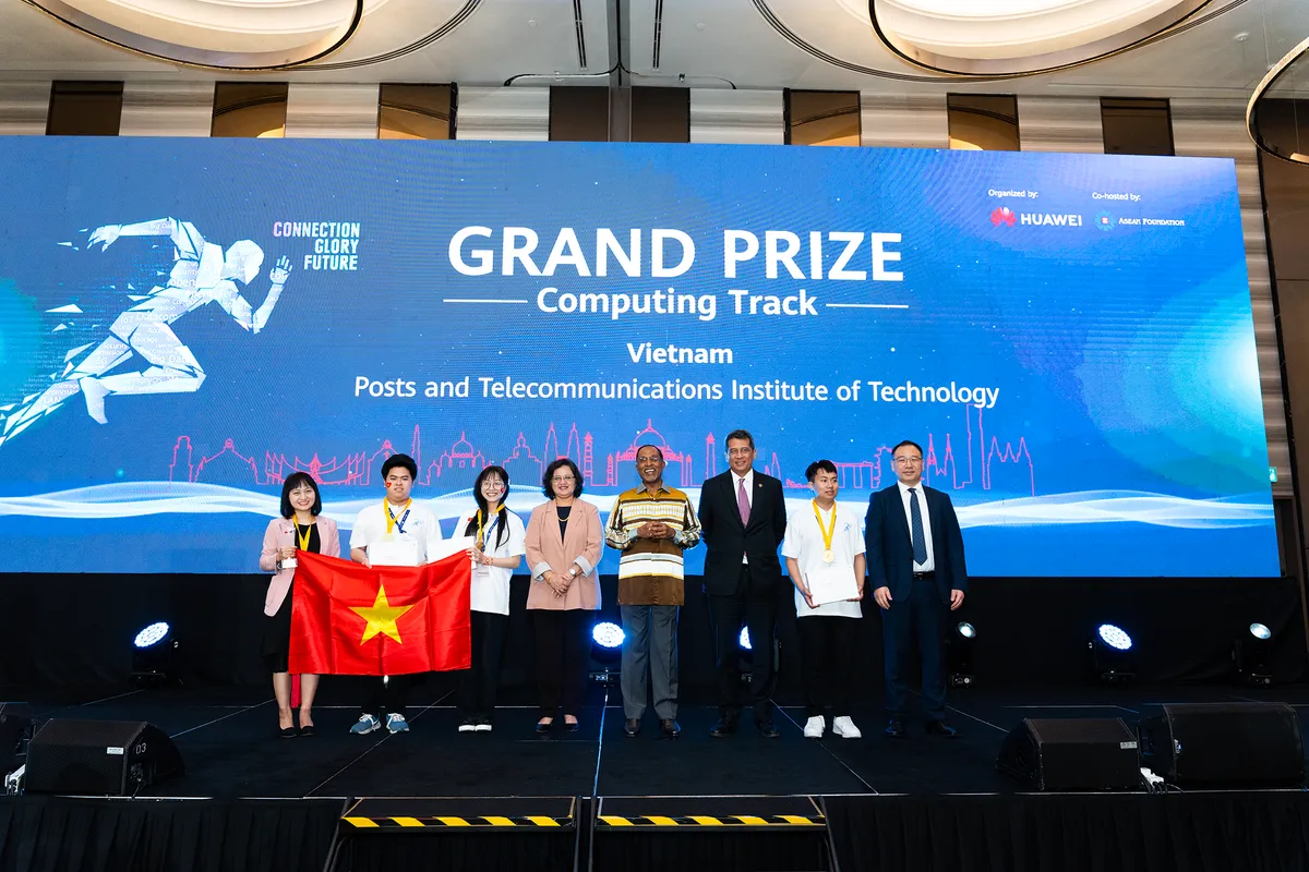 Sinh viên Việt Nam chiến thắng tại cuộc thi Huawei ICT Competition 2024 - 2025 - Ảnh 2. Sinh viên Việt Nam chiến thắng tại cuộc thi Huawei ICT Competition 2024 - 2025 - Ảnh 2.
