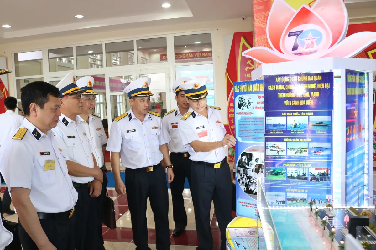 Lực lượng tàu ngầm Hải quân Việt Nam sẵn sàng cho mùa huấn luyện mới - Ảnh 3.