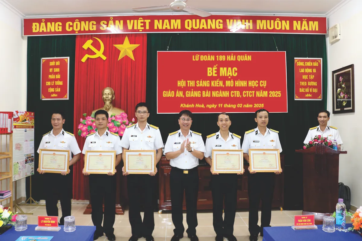 Lực lượng tàu ngầm Hải quân Việt Nam sẵn sàng cho mùa huấn luyện mới - Ảnh 5.