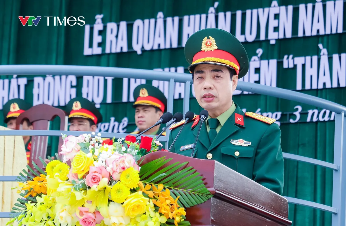 Lực lượng vũ trang tỉnh Nghệ An ra quân huấn luyện năm 2025 - Ảnh 2. Lực lượng vũ trang tỉnh Nghệ An ra quân huấn luyện năm 2025 - Ảnh 2.