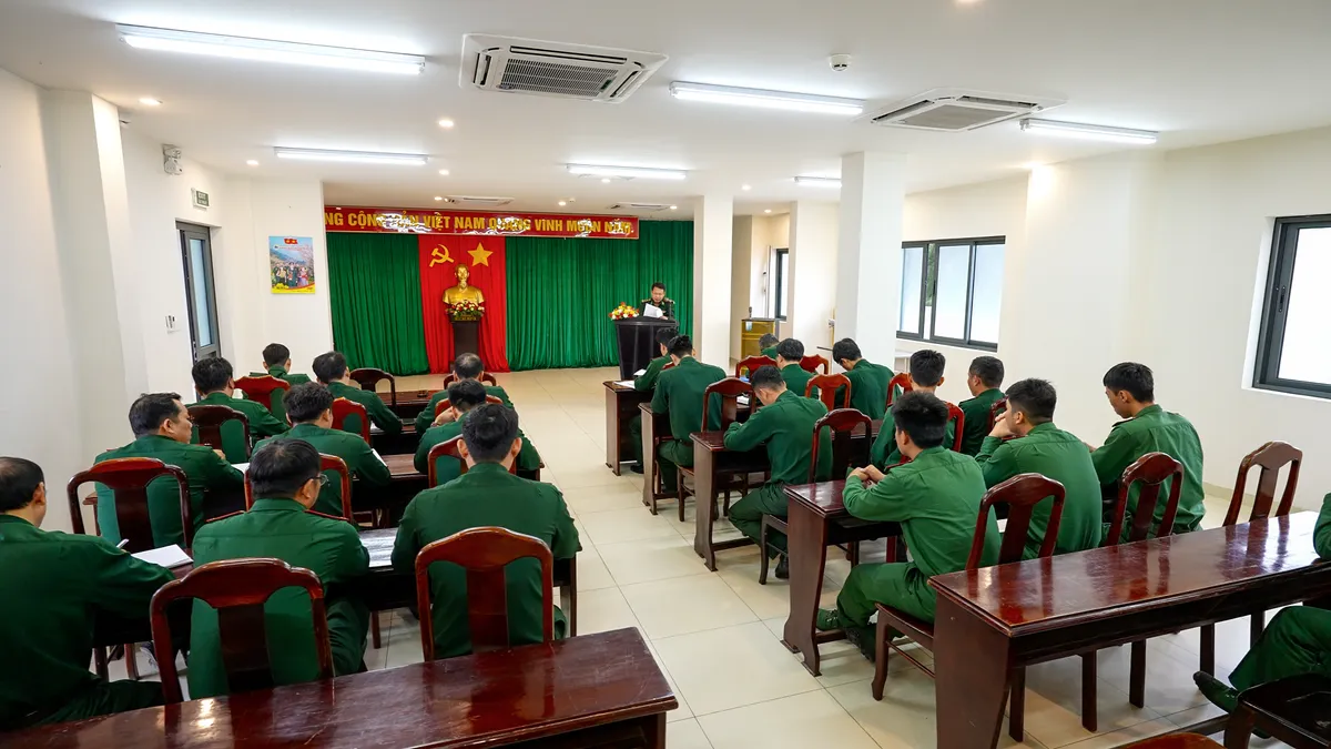 Nha Trang: Biên phòng bảo vệ an ninh biên giới biển, phát triển kinh tế địa phương - Ảnh 5.