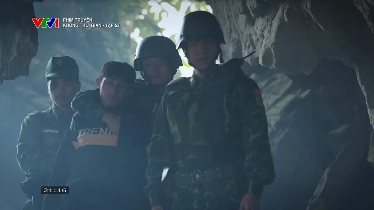 Không thời gian - Tập 52: Nhóm phản động kích nổ bom, Lĩnh bị trọng thương - Ảnh 3.