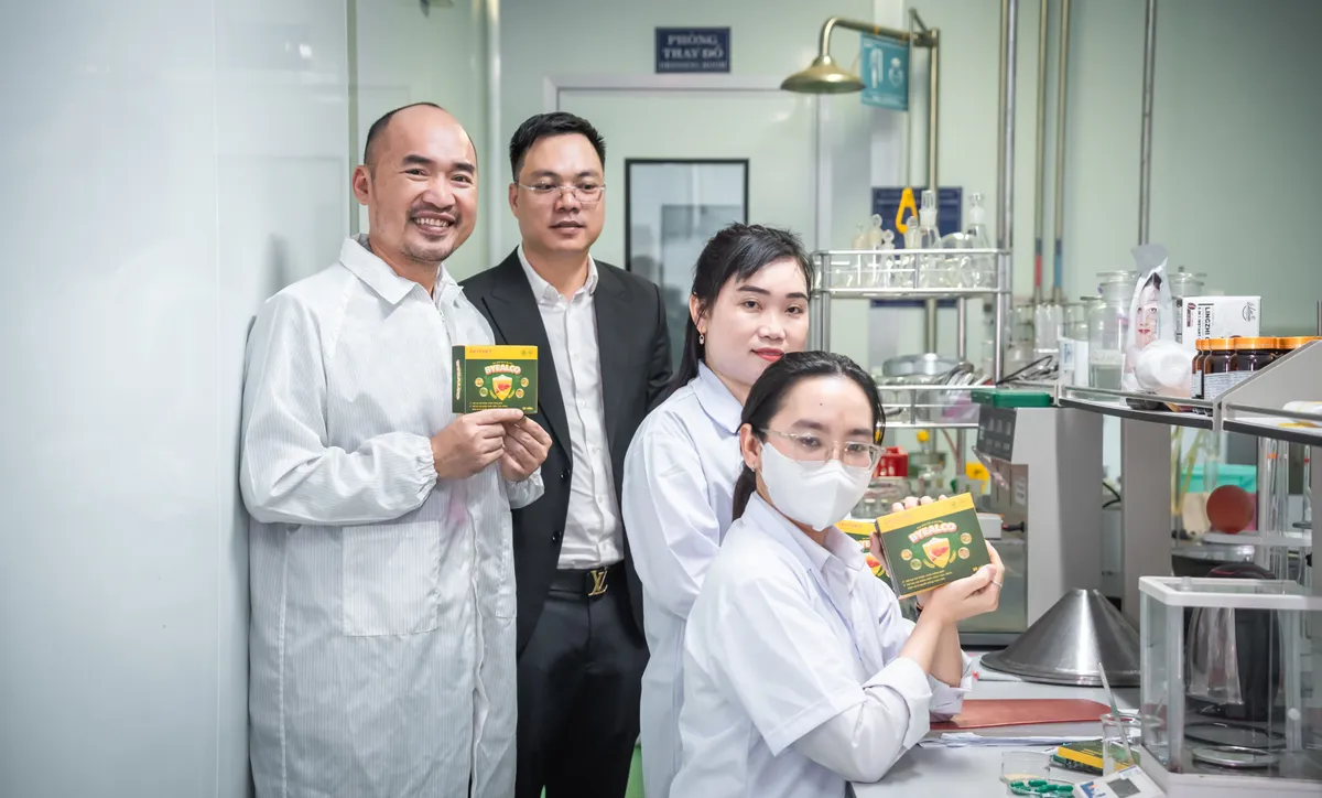 Life Gift Việt Nam ký kết hợp tác chiến lược phát triển sản phẩm chăm sóc sức khỏe từ dược liệu Việt - Ảnh 2.