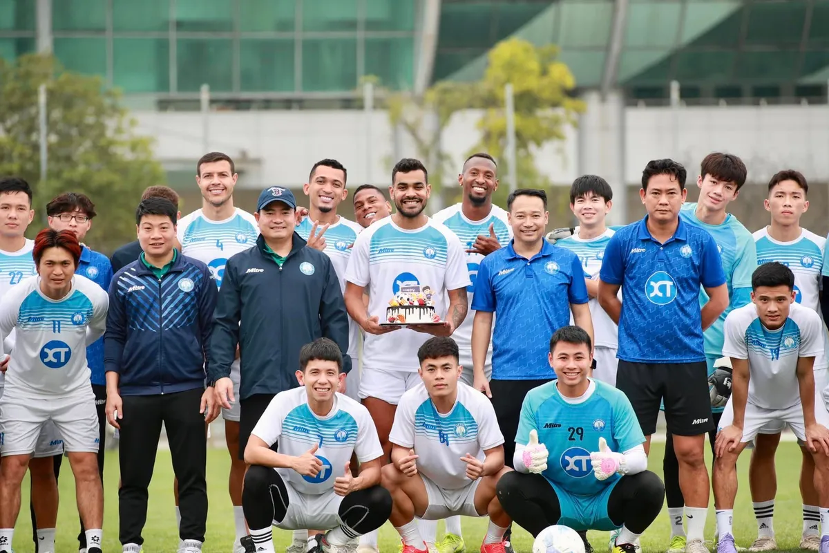 Tâm điểm Công An Hà Nội FC vs Thép Xanh Nam Định: Gương kia ngự ở trên tường, 8/3 ai đá đẹp được dường như ta? - Ảnh 9.