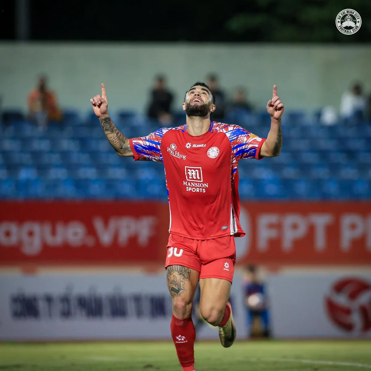 Vòng 16 V.League: CLB Quảng Nam giành chiến thắng quan trọng trước TP. Hồ Chí Minh - Ảnh 1.