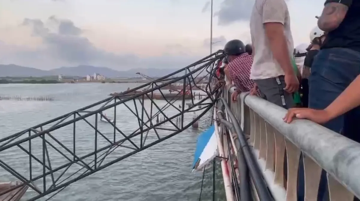 Cảnh b&aacute;o nguy cơ mất an to&agrave;n lao động tr&ecirc;n c&aacute;c c&ocirc;ng tr&igrave;nh x&acirc;y dựng - Ảnh 3.