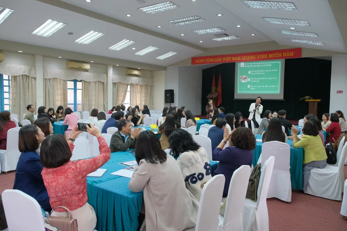 VVOB mở rộng tập huấn Học thông qua Chơi, hỗ trợ đổi mới giáo dục trên cả nước - Ảnh 1.