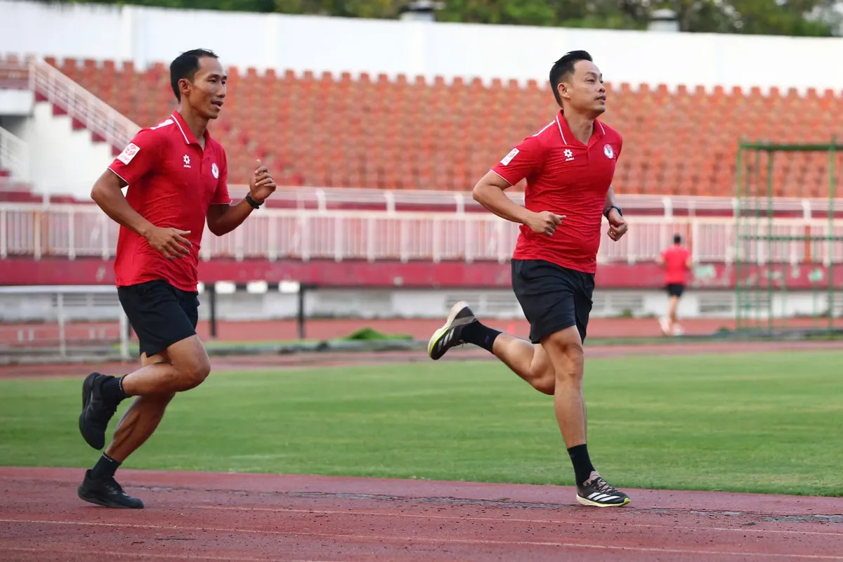 VFF và VPF nỗ lực nâng cao chất lượng giám sát, trọng tài thông qua những đợt tập huấn thường kỳ - Ảnh 2.