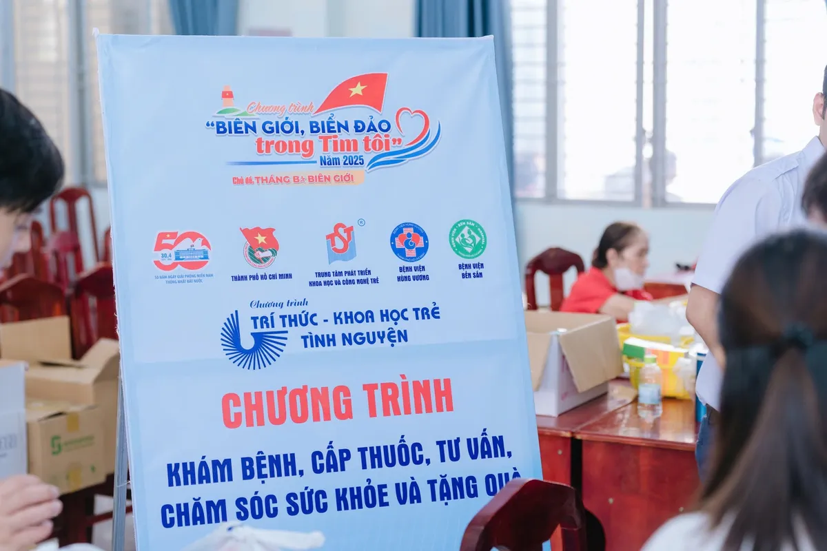 Tuổi trẻ TP Hồ Chí Minh bắt đầu hành trình “Biên giới, biển đảo trong tim tôi” 2025 - Ảnh 2.