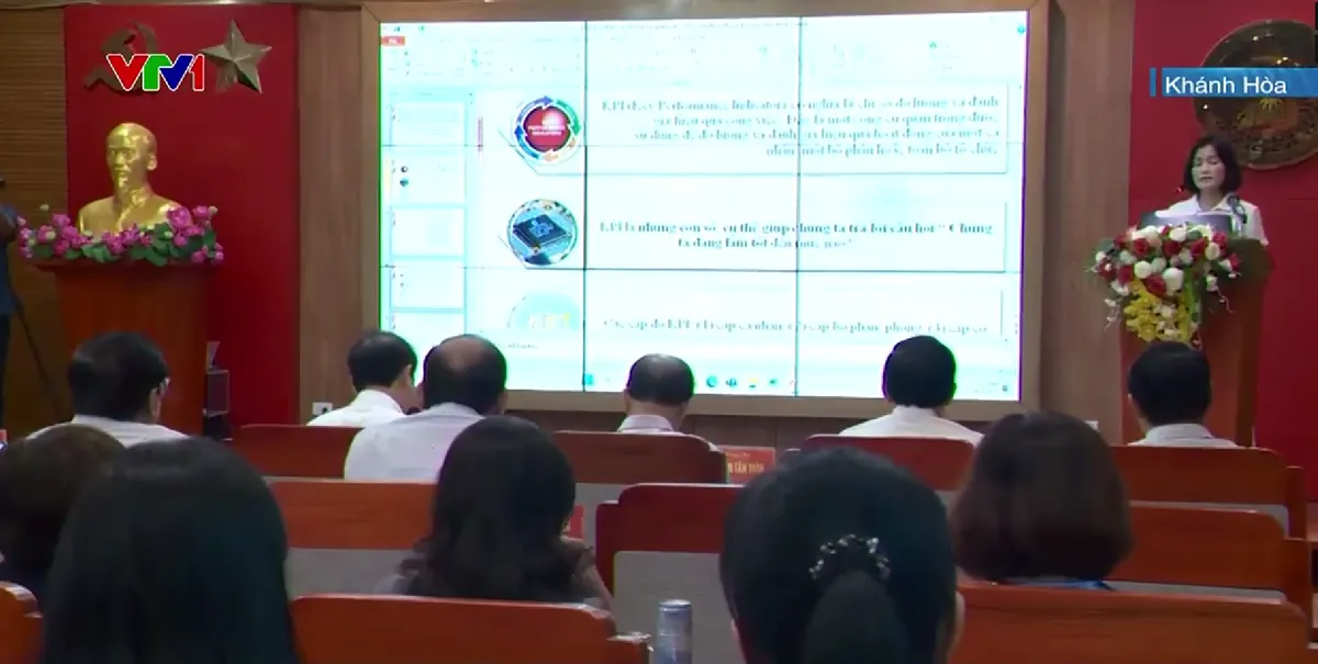 Đ&aacute;nh gi&aacute; hiệu quả c&ocirc;ng việc gắn với tinh gọn bộ m&aacute;y - Ảnh 1.