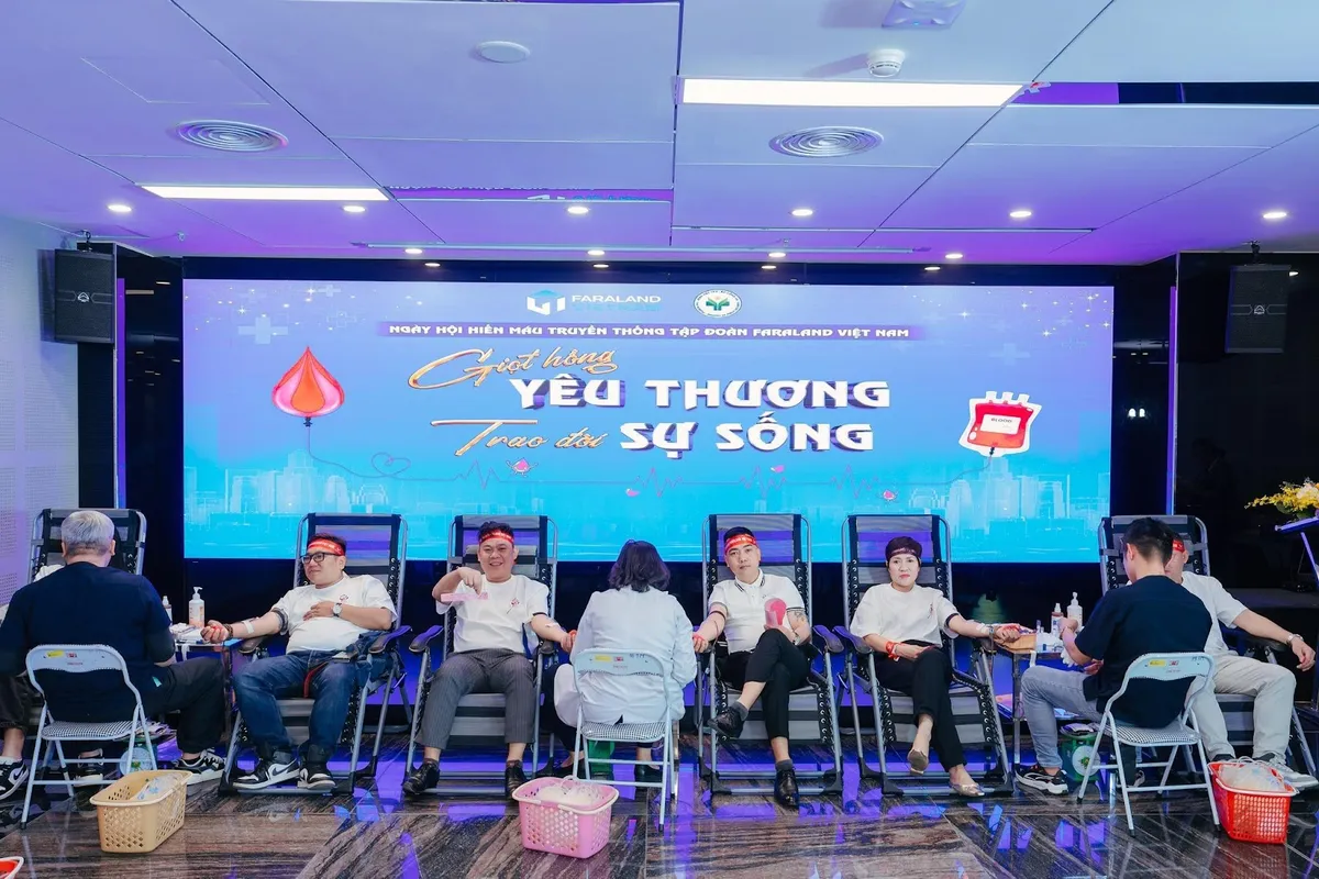 Faraland Việt Nam tổ chức ngày hội hiến máu “Giọt hồng yêu thương - Trao đời sự sống” - Ảnh 2.