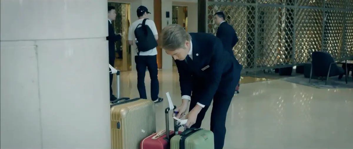 Những chặng đường bụi bặm - Tập 13: Phỏm tổn thương vì bị nghi ngờ ăn cắp đồ của khách - Ảnh 12.