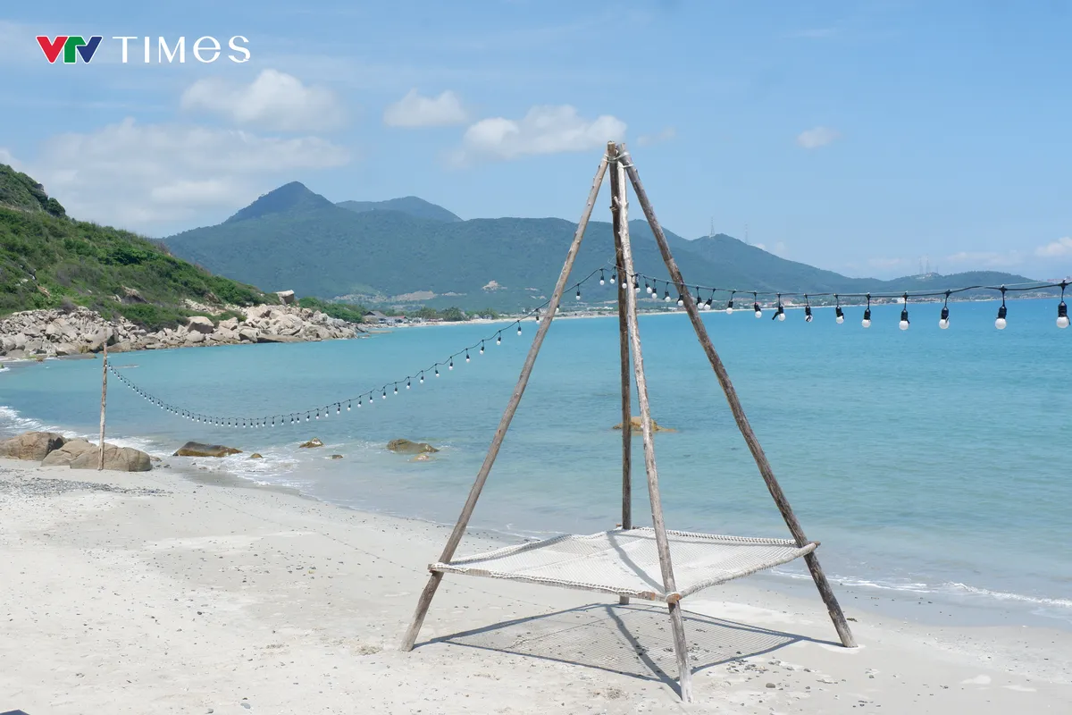 Gành Nhảy - Ninh Vân: Cung đường đèo ven biển uốn lượn giữa lưng chừng núi - Ảnh 3.