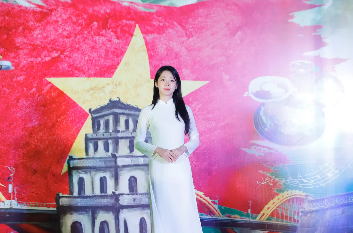 Hương Sắc Việt - Hành trình tôn vinh vẻ đẹp văn hóa dân tộc - Ảnh 1.