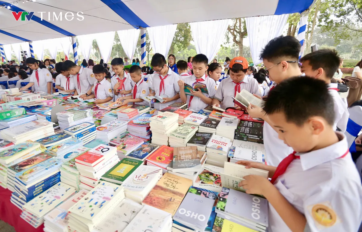 Thanh Hóa: Phát động Ngày Sách và Văn hóa đọc, lan tỏa tri thức, kết nối văn hóa - Ảnh 3.