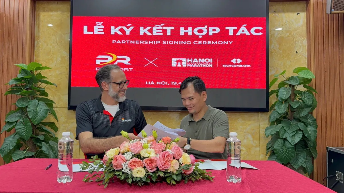 Khởi động Giải Marathon Quốc tế Hà Nội Techcombank lần thứ 4    - Ảnh 1.