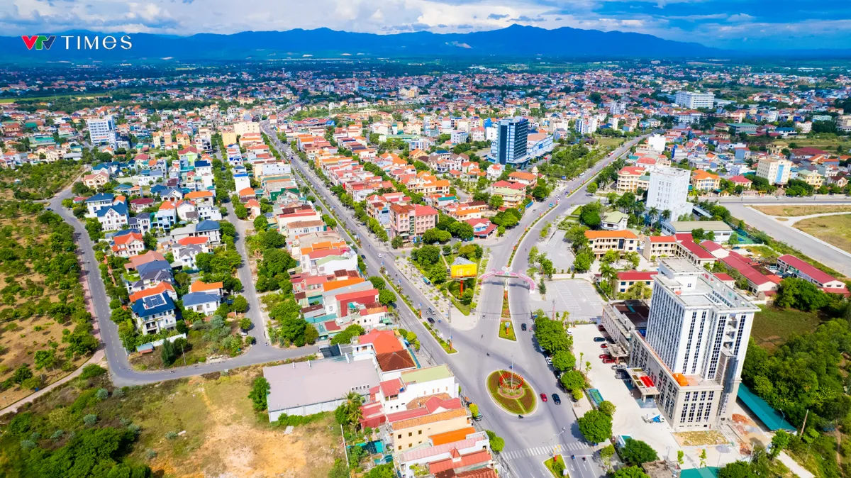 Khi lòng yêu nước hiện lên qua từng khung hình - Ảnh 1.