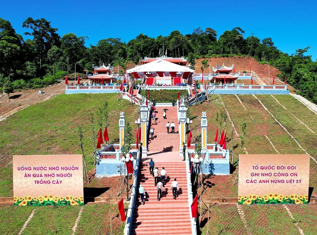 Ký ức của những cựu binh trong Đại thắng mùa Xuân 1975 - Ảnh 2. Ký ức của những cựu binh trong Đại thắng mùa Xuân 1975 - Ảnh 2.