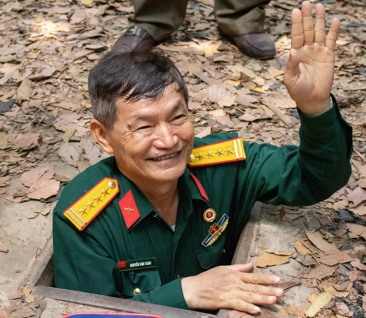 Địa đạo Củ Chi: Nơi lịch sử sống lại với những trải nghiệm hấp dẫn - Ảnh 1.
