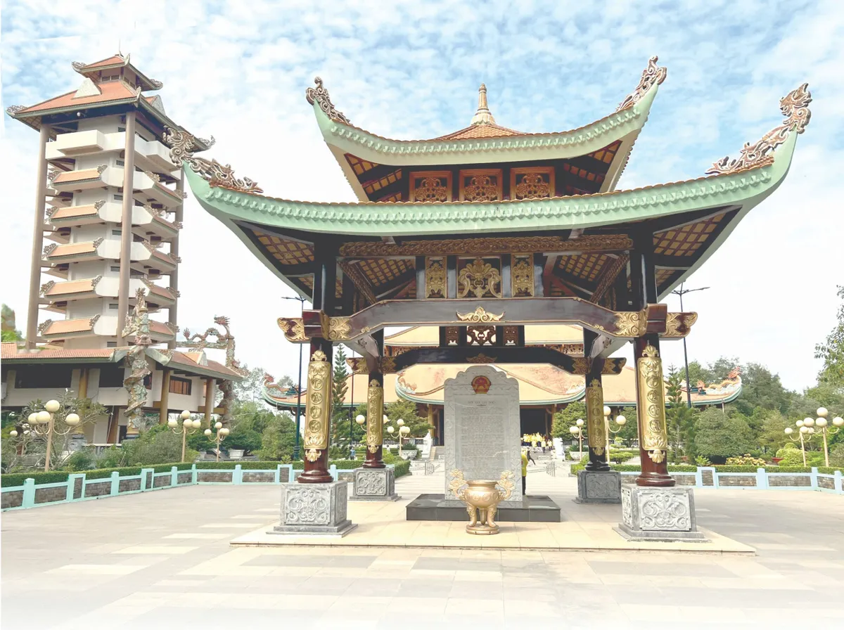 Địa đạo Củ Chi: Nơi lịch sử sống lại với những trải nghiệm hấp dẫn - Ảnh 4.