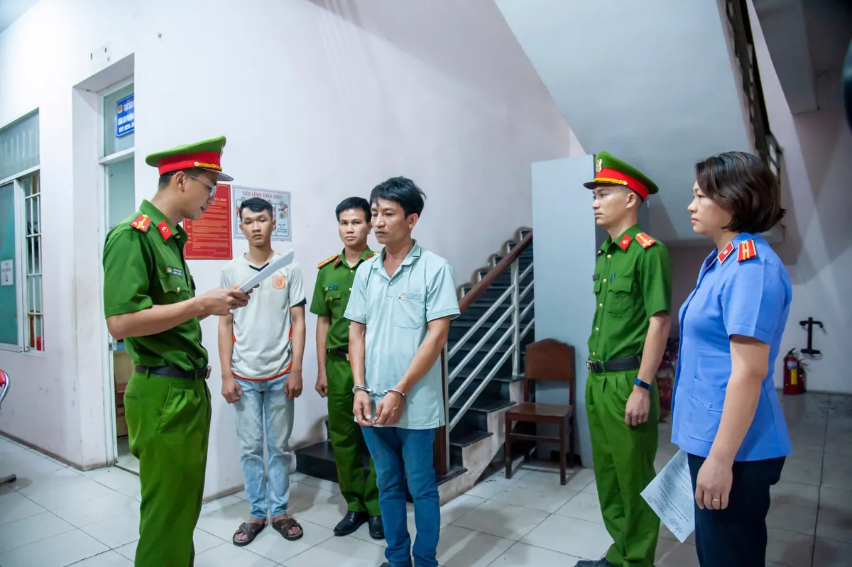 Bắt tạm giam tài xế gây tai nạn làm 2 người tử vong trên quốc lộ 51 - Ảnh 2.
