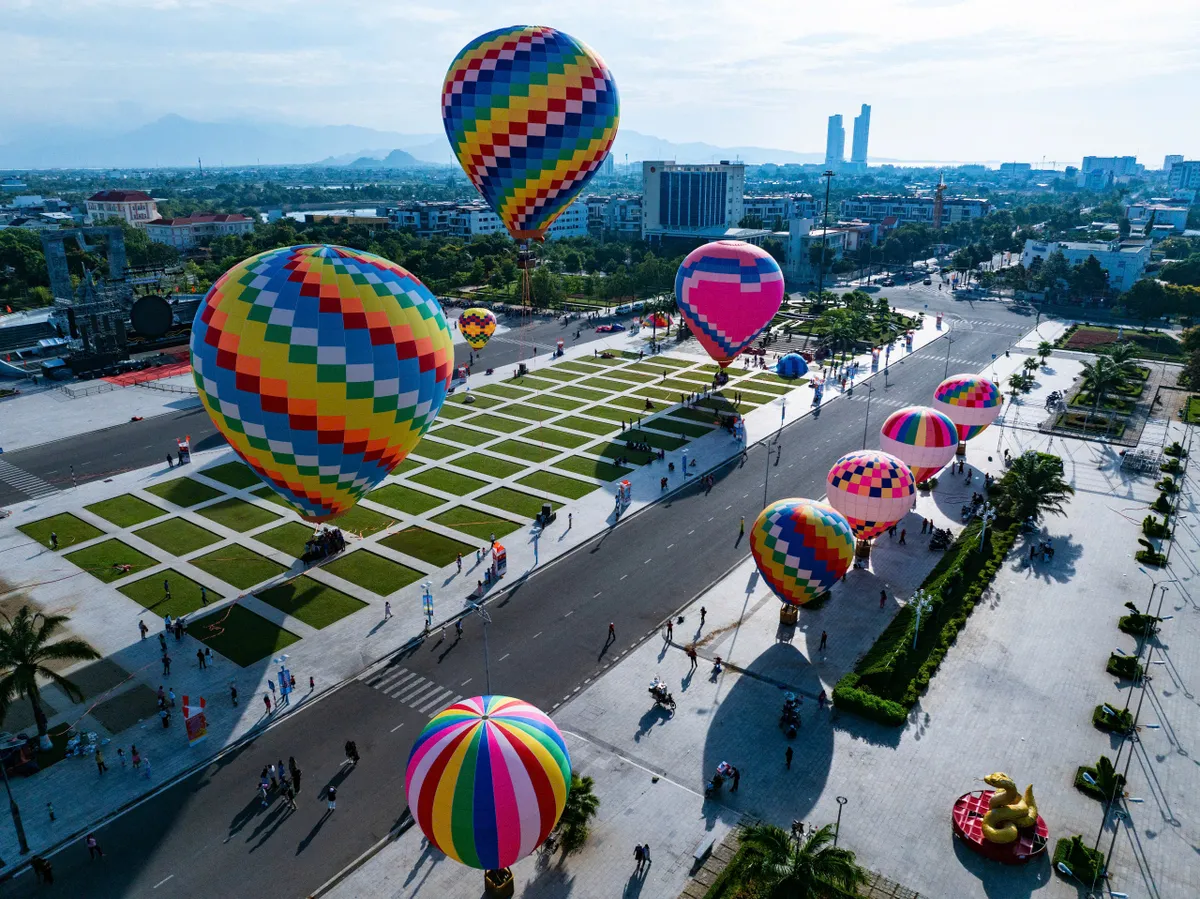 Lễ hội Khinh khí cầu Ninh Thuận: Điểm nhấn hút khách dịp lễ 30/4 - 1/5 - Ảnh 3.