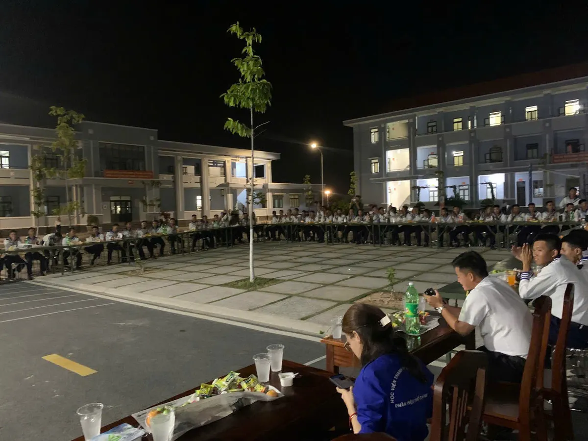 Vùng 2 Hải quân: Nhiều hoạt động sôi nổi dịp nghỉ lễ 30/4 và 1/5 - Ảnh 7.